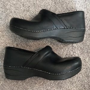 Dansko XP Black Leather Clogs